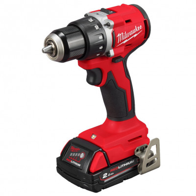 Шуруповерт аккумуляторный Milwaukee M18 BLDDRC-202C 4933492833